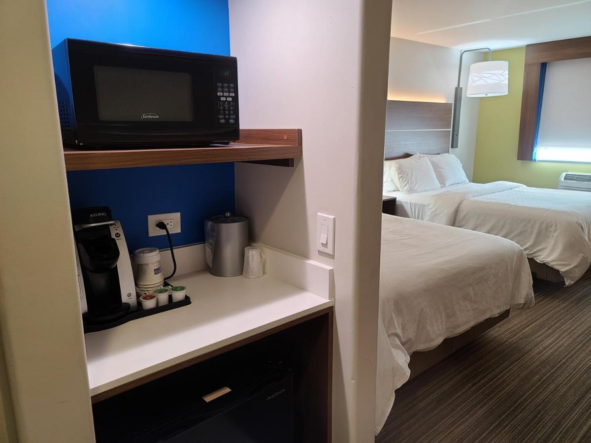 Holiday Inn Express Hotel & Suites Woodland Hills By Ihg Los Angeles Ngoại thất bức ảnh
