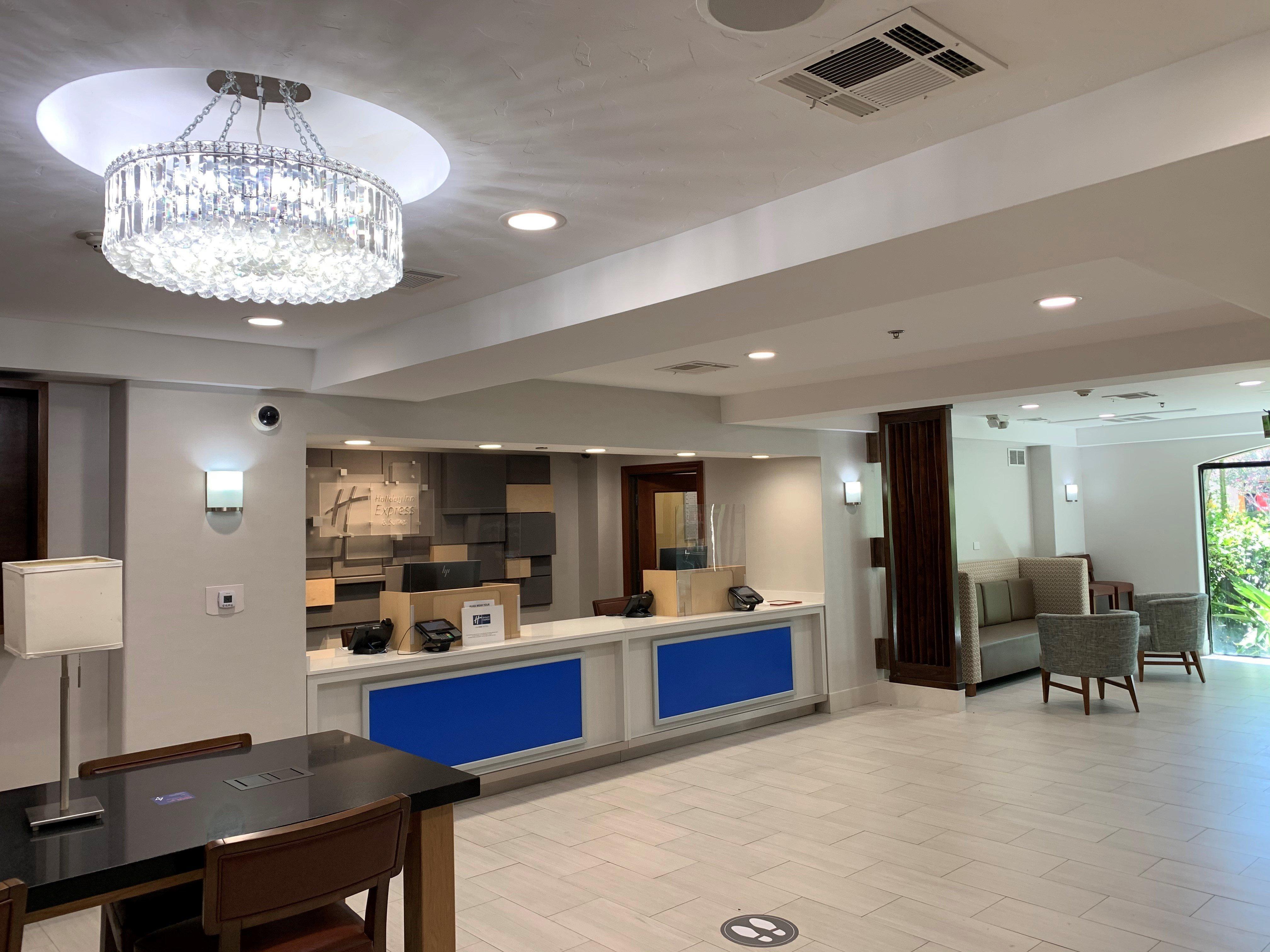 Holiday Inn Express Hotel & Suites Woodland Hills By Ihg Los Angeles Ngoại thất bức ảnh