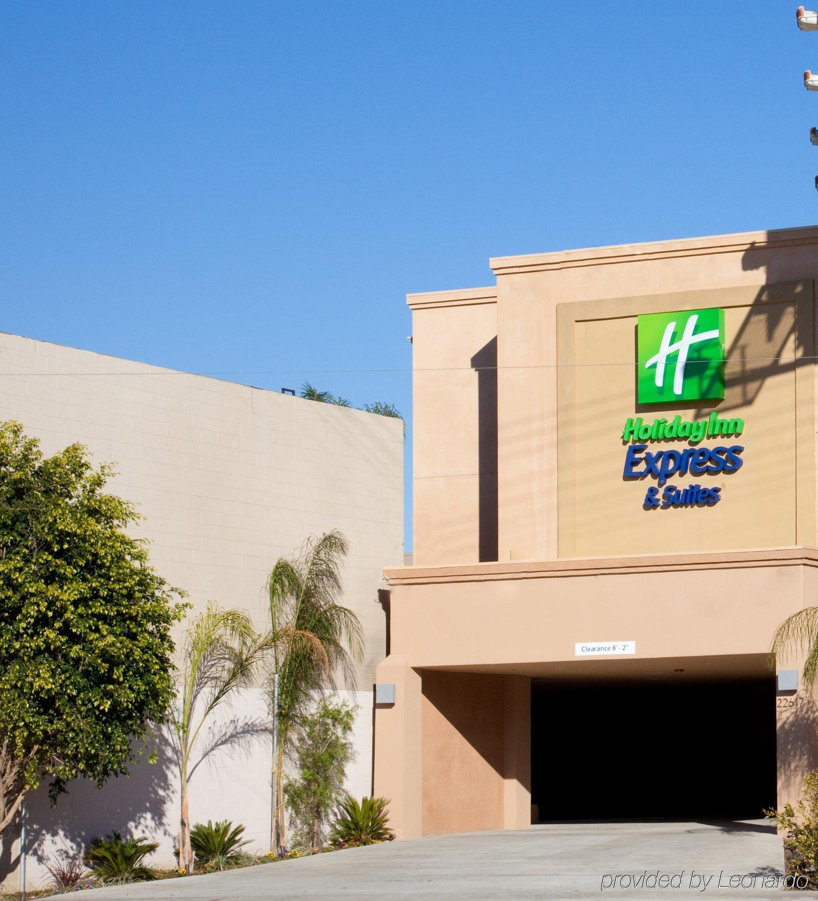 Holiday Inn Express Hotel & Suites Woodland Hills By Ihg Los Angeles Ngoại thất bức ảnh