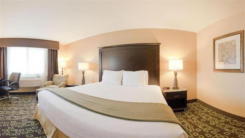 Holiday Inn Express Hotel & Suites Woodland Hills By Ihg Los Angeles Ngoại thất bức ảnh